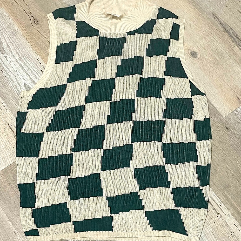 Fashion Brand Company woven sweater vest